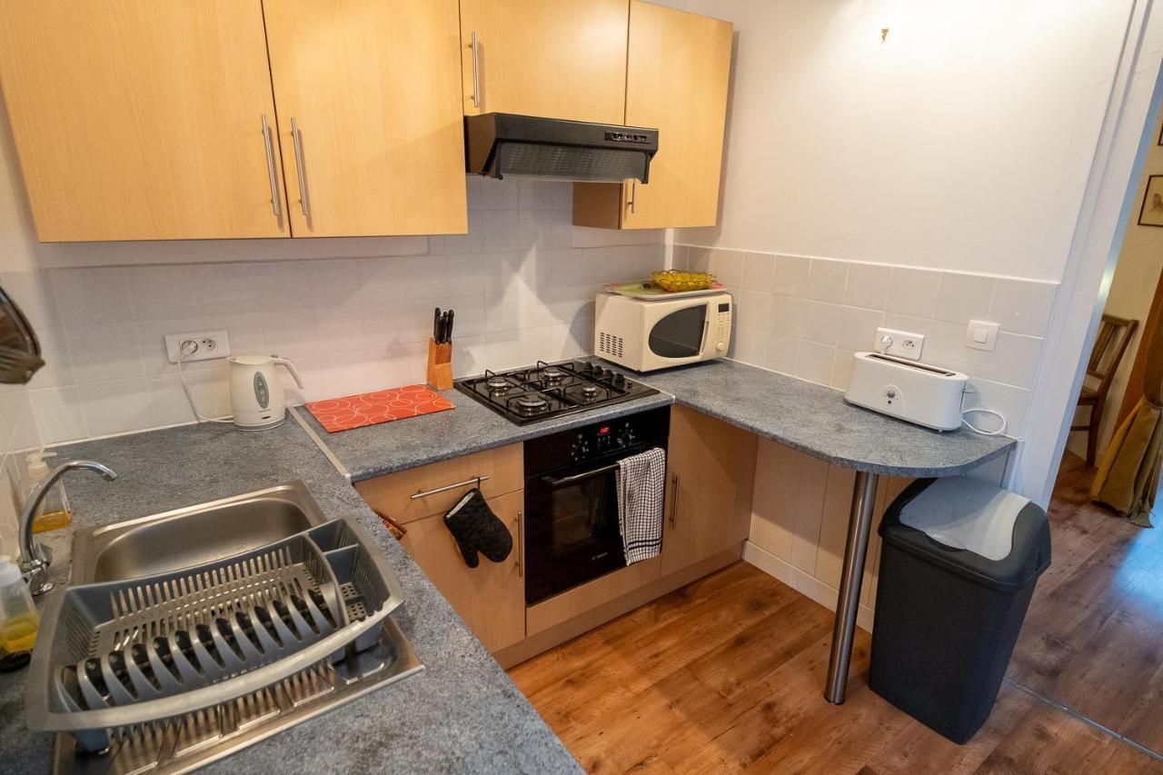 Appartement Place Des Cordeliers Dinan Esterno foto