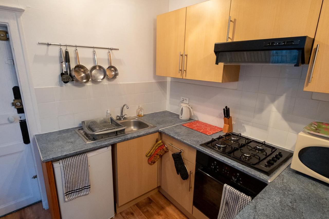 Appartement Place Des Cordeliers Dinan Esterno foto